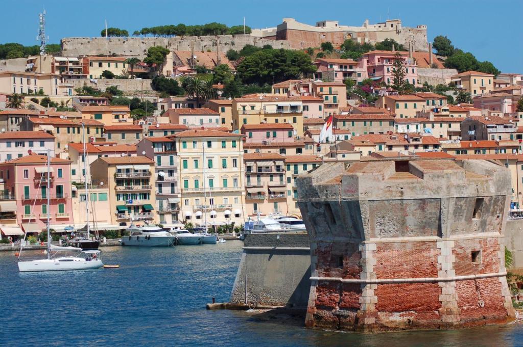 Hotel Acquamarina Portoferraio Exterior photo